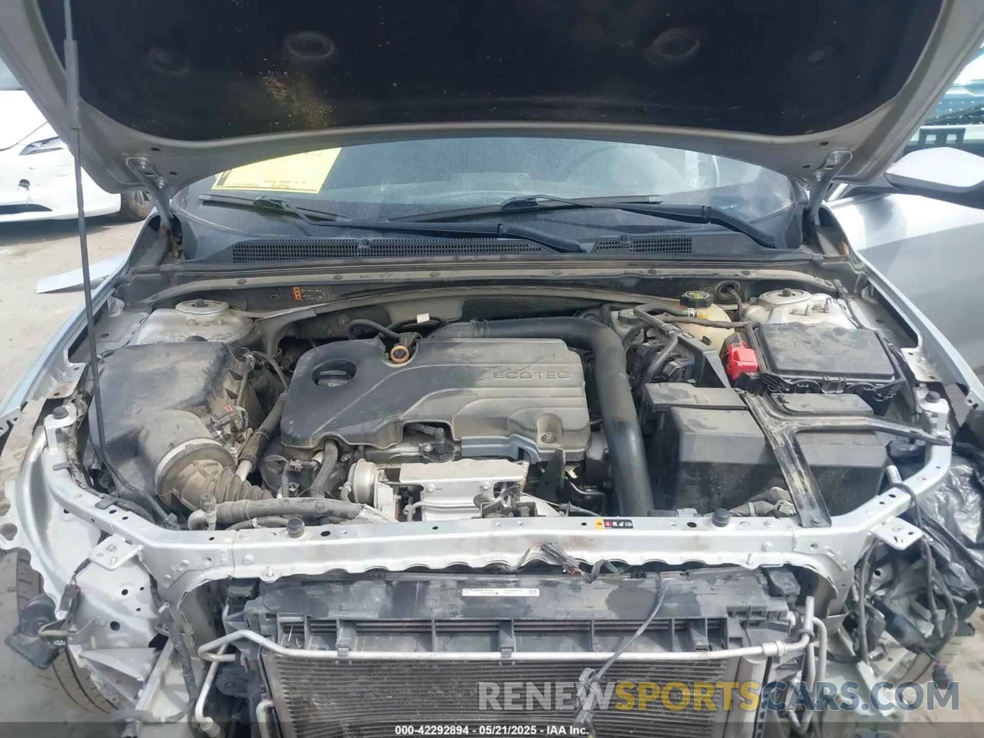 10 Photograph of a damaged car 1G1ZD5ST2LF103110 CHEVROLET MALIBU 2020