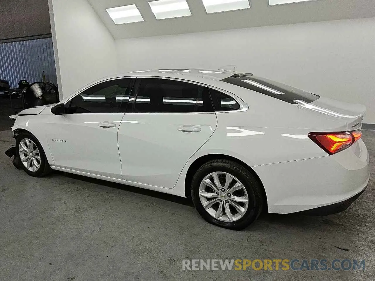 2 Photograph of a damaged car 1G1ZD5ST2LF103351 CHEVROLET MALIBU 2020