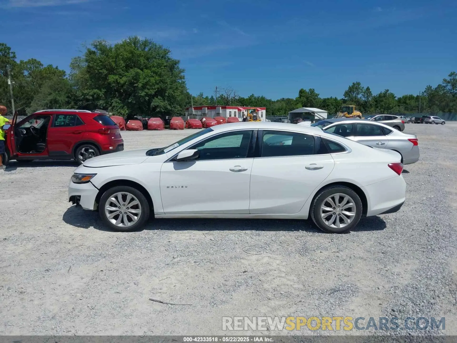 15 Photograph of a damaged car 1G1ZD5ST2LF112888 CHEVROLET MALIBU 2020