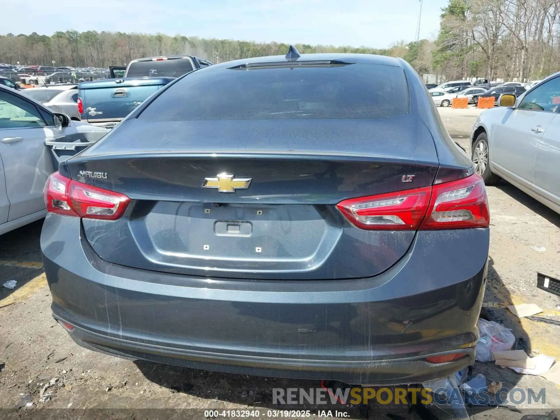15 Photograph of a damaged car 1G1ZD5ST3LF024304 CHEVROLET MALIBU 2020