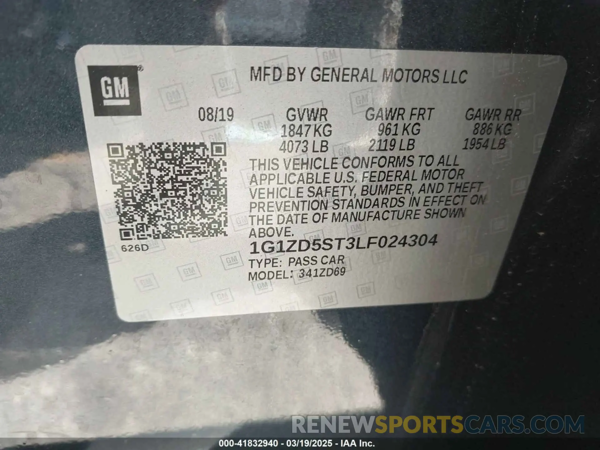 9 Photograph of a damaged car 1G1ZD5ST3LF024304 CHEVROLET MALIBU 2020