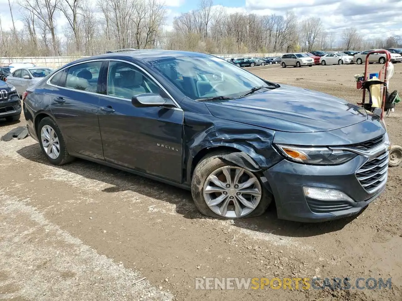 4 Photograph of a damaged car 1G1ZD5ST3LF034296 CHEVROLET MALIBU 2020