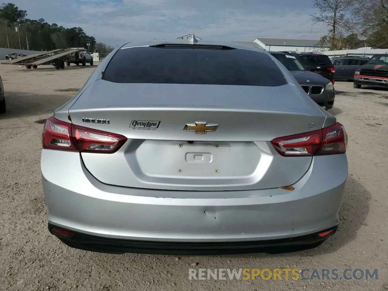 6 Photograph of a damaged car 1G1ZD5ST3LF039157 CHEVROLET MALIBU 2020