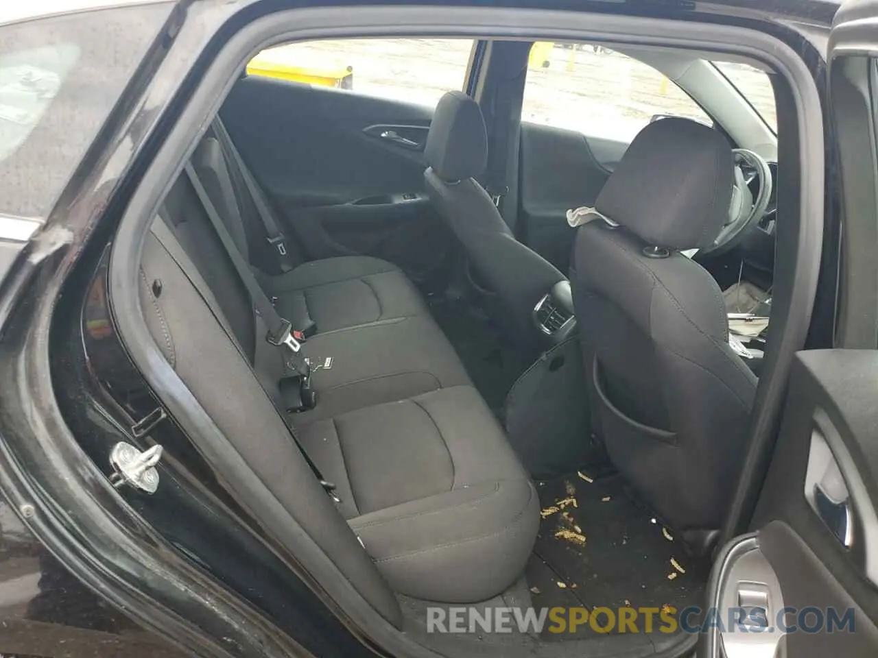 10 Photograph of a damaged car 1G1ZD5ST3LF055486 CHEVROLET MALIBU 2020