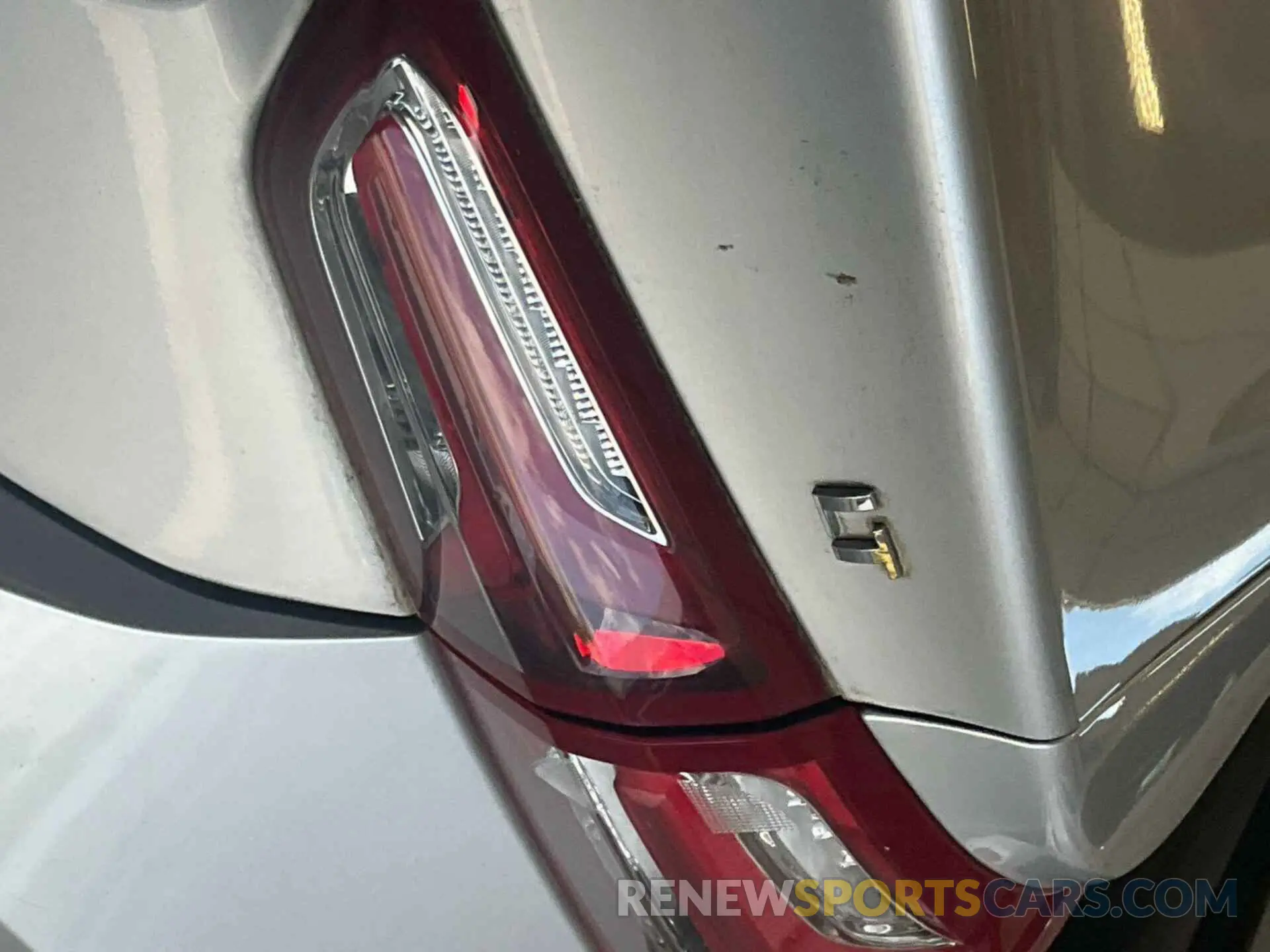 2 Photograph of a damaged car 1G1ZD5ST3LF068433 CHEVROLET MALIBU 2020
