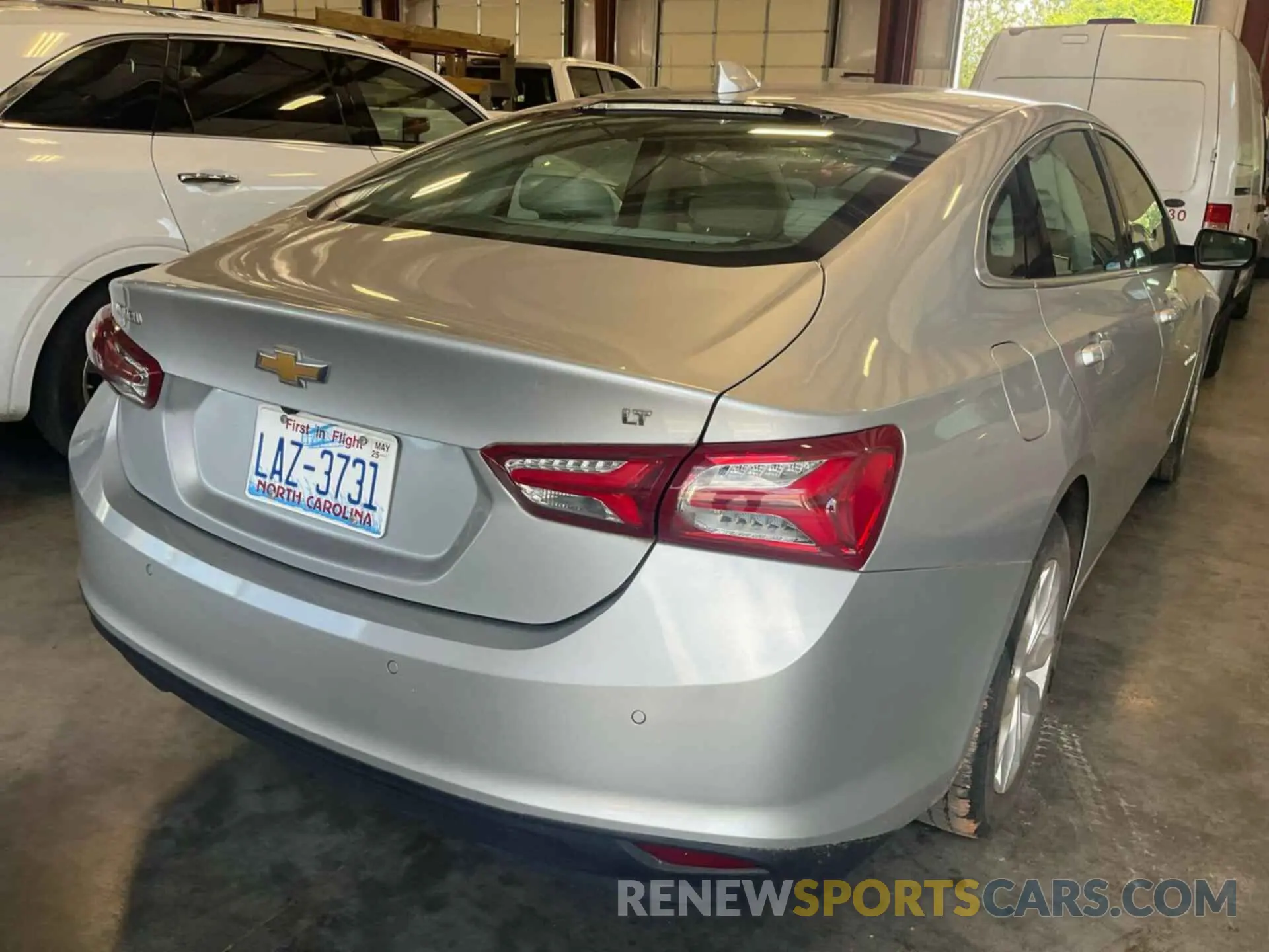 20 Photograph of a damaged car 1G1ZD5ST3LF068433 CHEVROLET MALIBU 2020