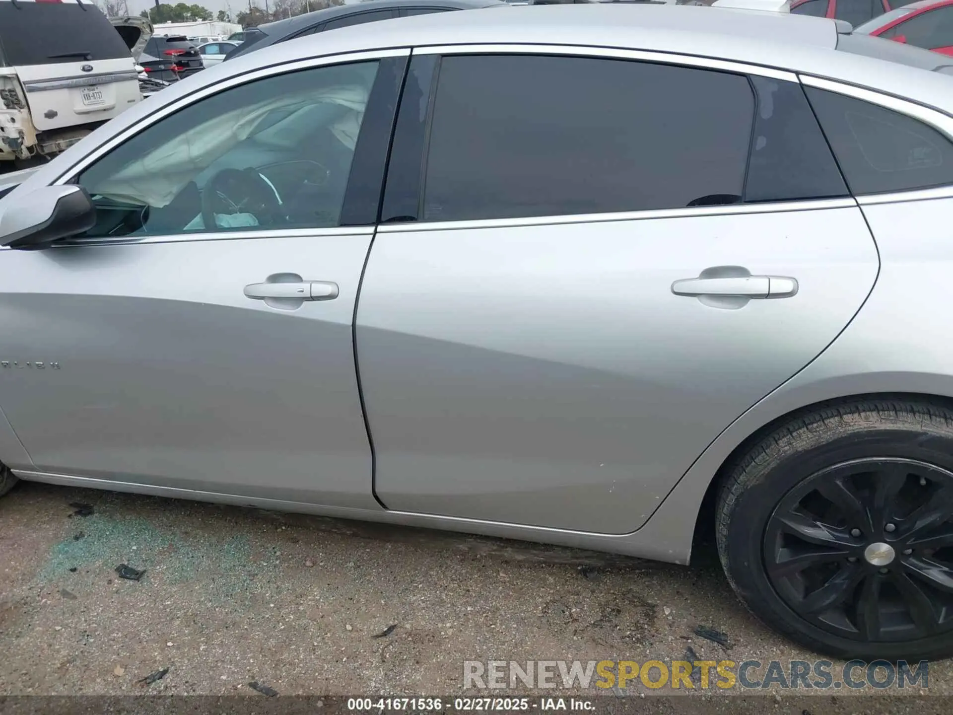 15 Photograph of a damaged car 1G1ZD5ST3LF074765 CHEVROLET MALIBU 2020