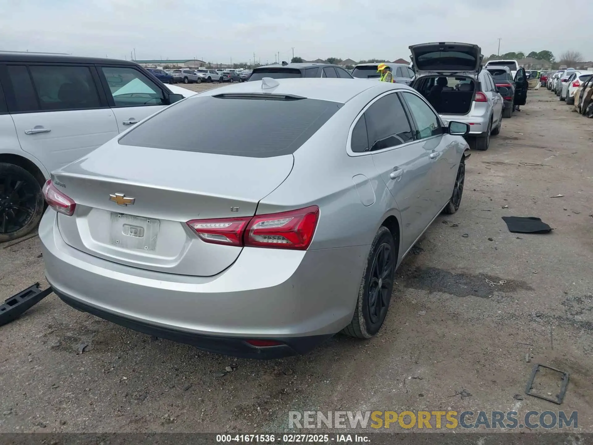 4 Photograph of a damaged car 1G1ZD5ST3LF074765 CHEVROLET MALIBU 2020
