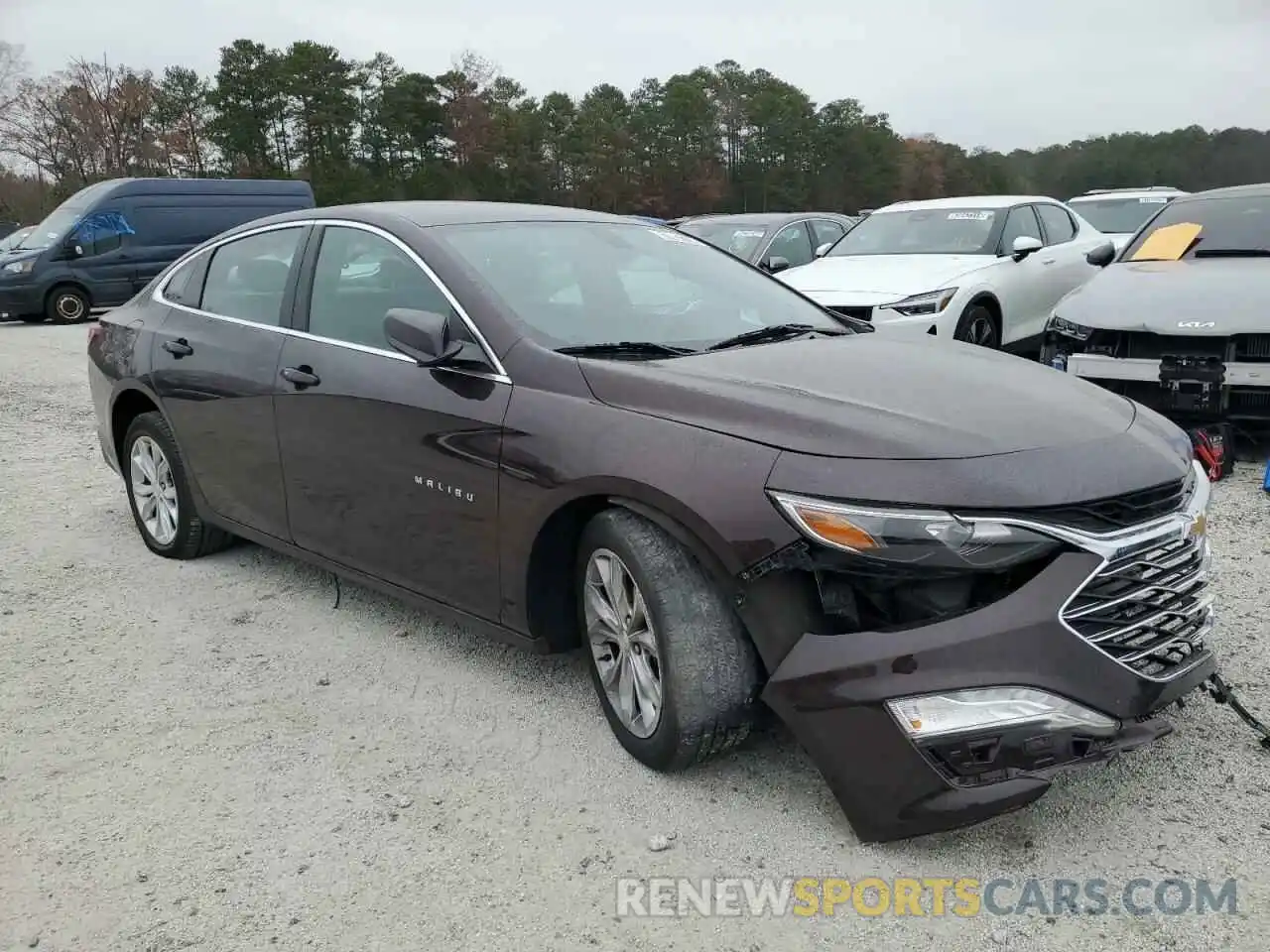 4 Photograph of a damaged car 1G1ZD5ST3LF091372 CHEVROLET MALIBU 2020