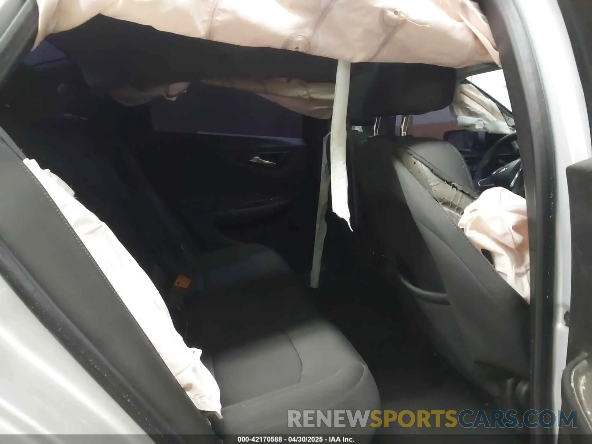 8 Photograph of a damaged car 1G1ZD5ST3LF103066 CHEVROLET MALIBU 2020