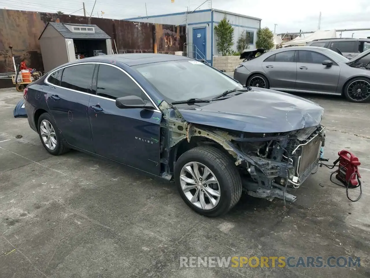 4 Photograph of a damaged car 1G1ZD5ST3LF104069 CHEVROLET MALIBU 2020