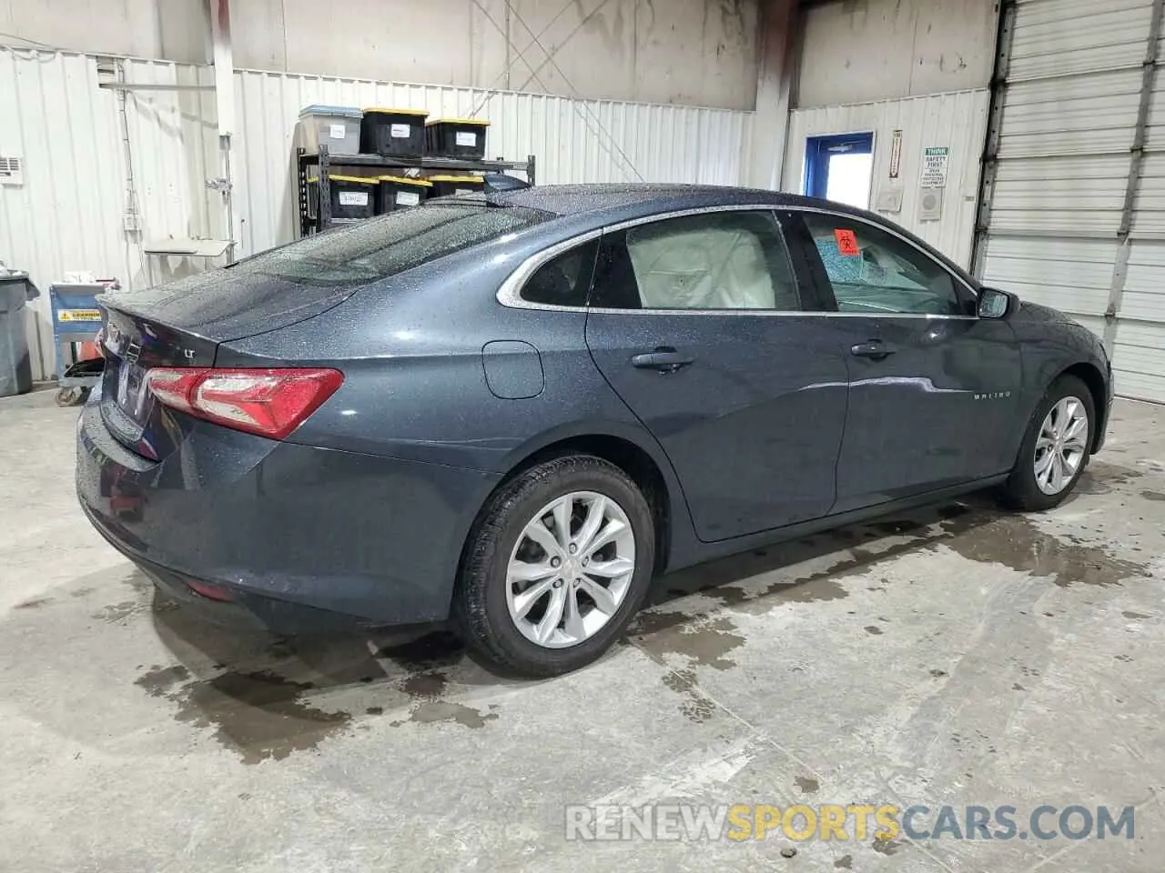 3 Photograph of a damaged car 1G1ZD5ST3LF113984 CHEVROLET MALIBU 2020