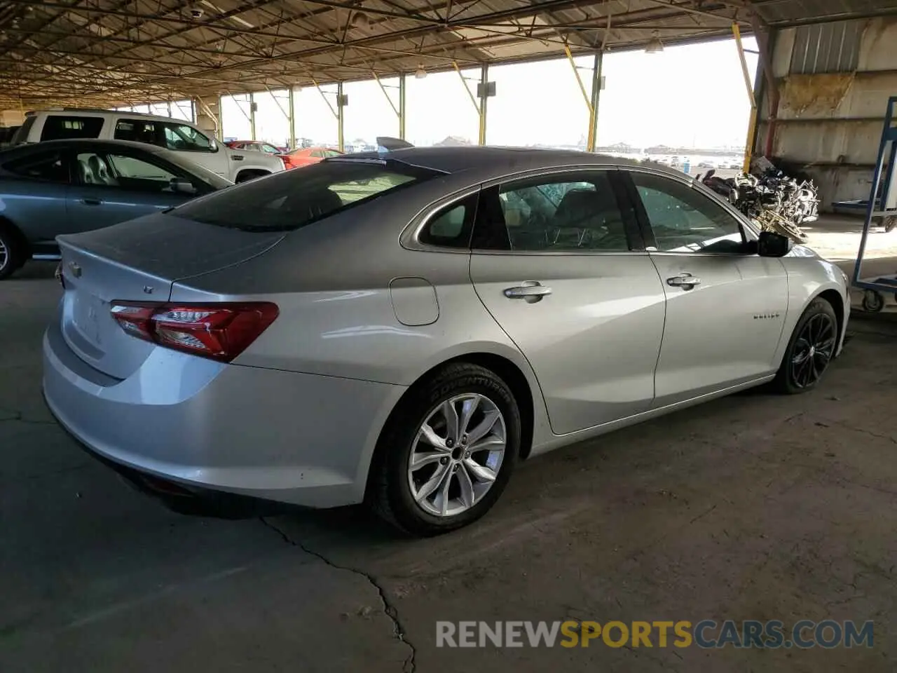 3 Photograph of a damaged car 1G1ZD5ST4LF004742 CHEVROLET MALIBU 2020