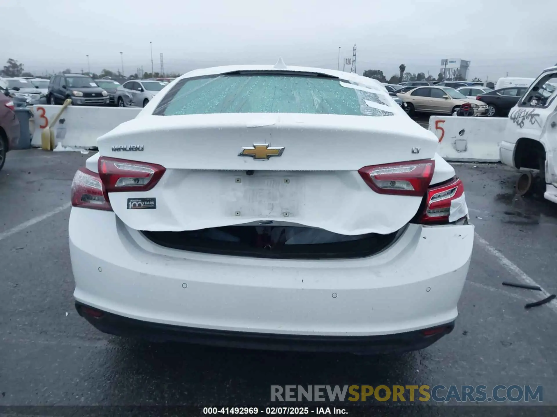 16 Photograph of a damaged car 1G1ZD5ST4LF017054 CHEVROLET MALIBU 2020