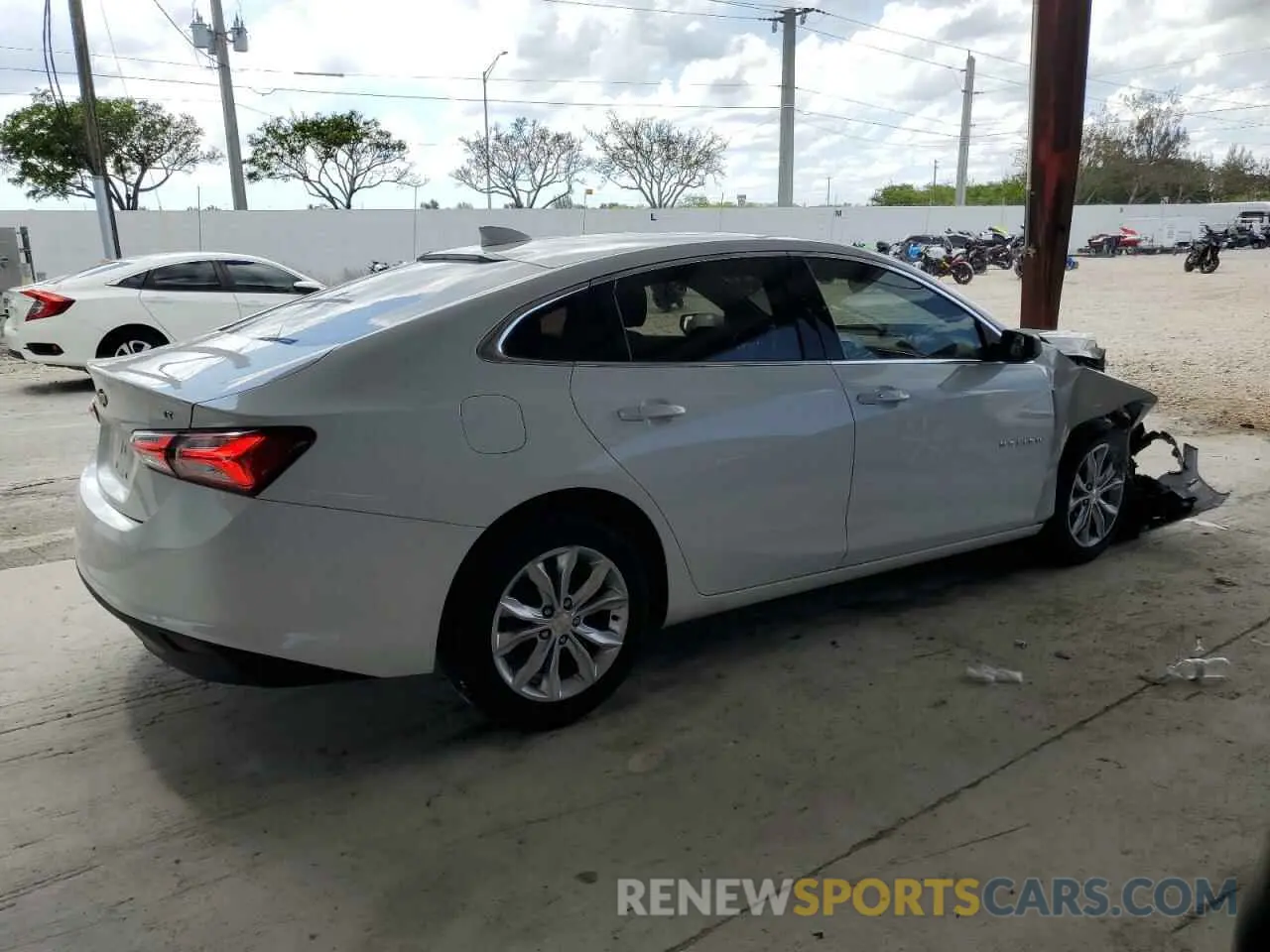 3 Photograph of a damaged car 1G1ZD5ST4LF044707 CHEVROLET MALIBU 2020