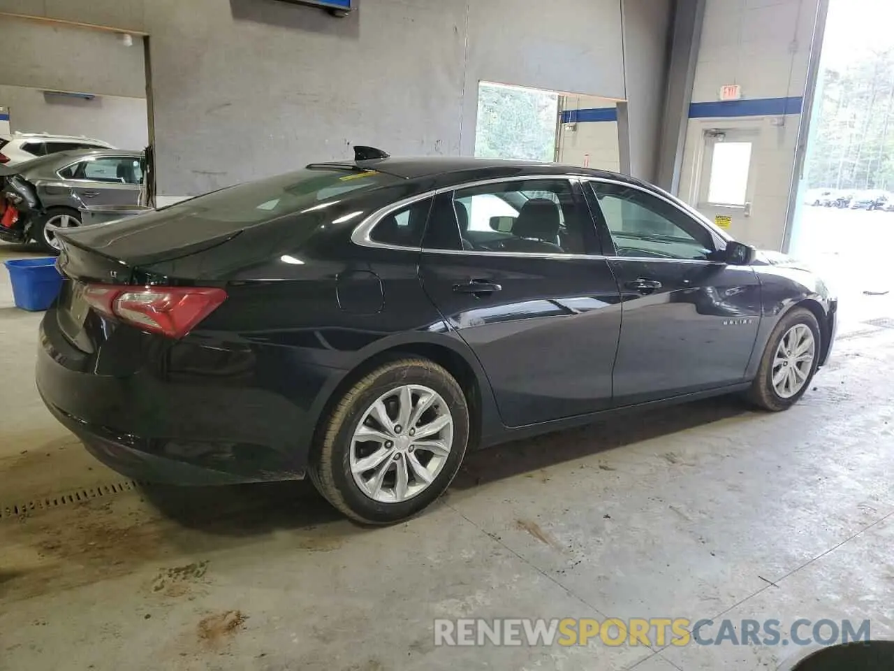 3 Photograph of a damaged car 1G1ZD5ST4LF053410 CHEVROLET MALIBU 2020