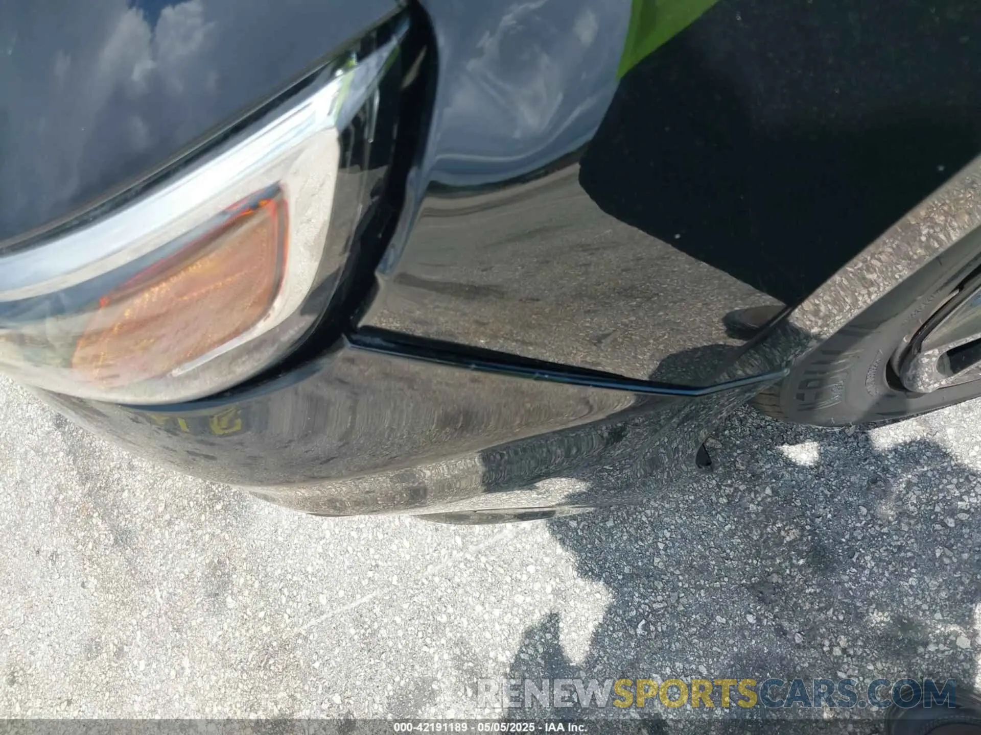18 Photograph of a damaged car 1G1ZD5ST4LF057375 CHEVROLET MALIBU 2020