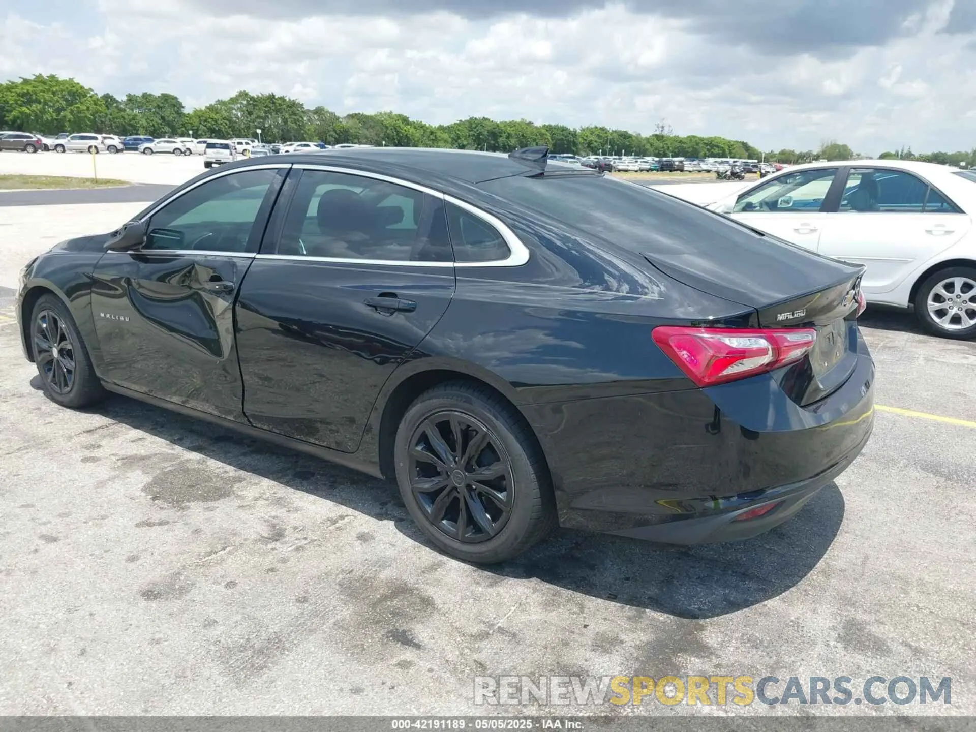 3 Photograph of a damaged car 1G1ZD5ST4LF057375 CHEVROLET MALIBU 2020