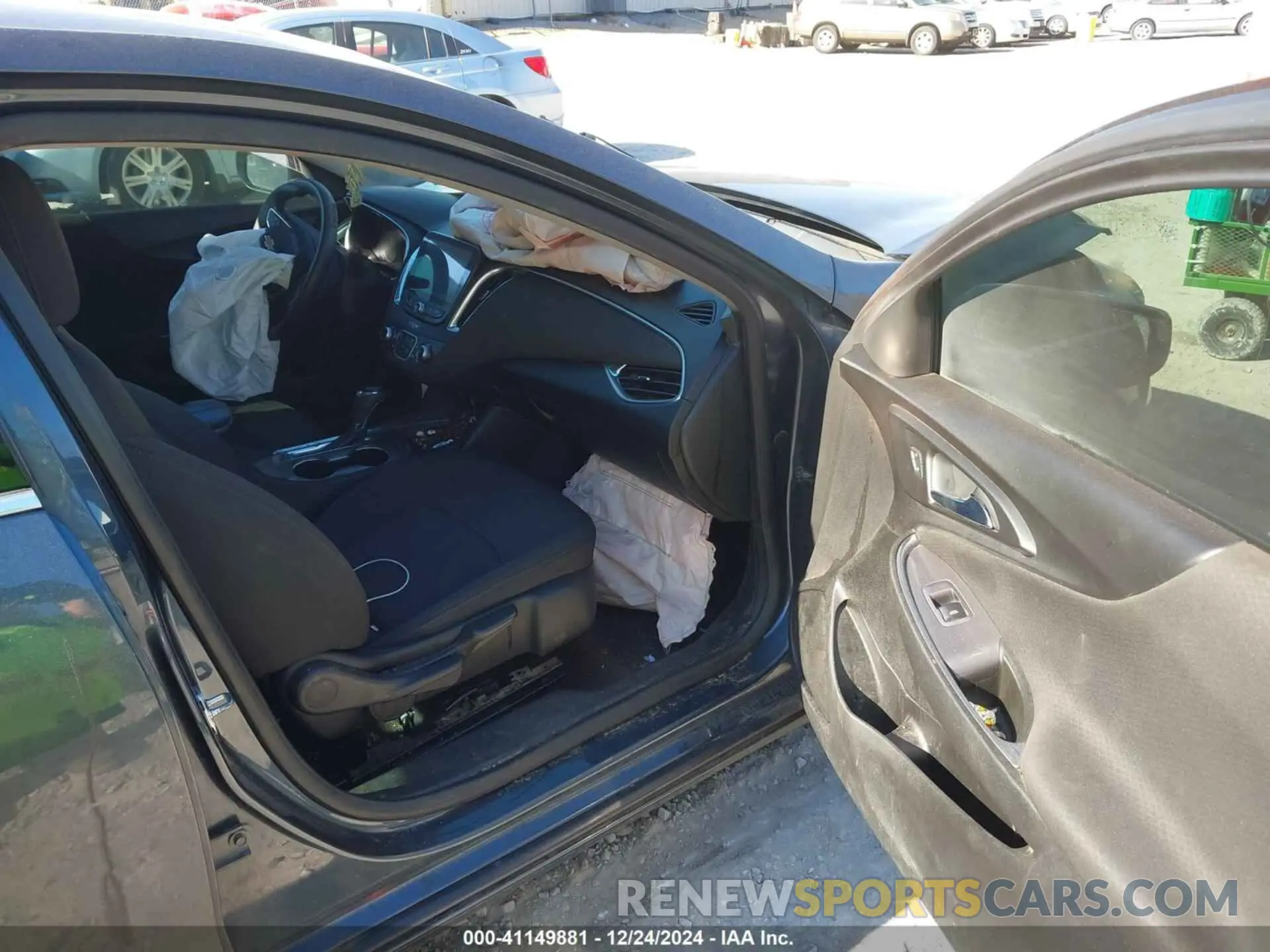 5 Photograph of a damaged car 1G1ZD5ST4LF066433 CHEVROLET MALIBU 2020
