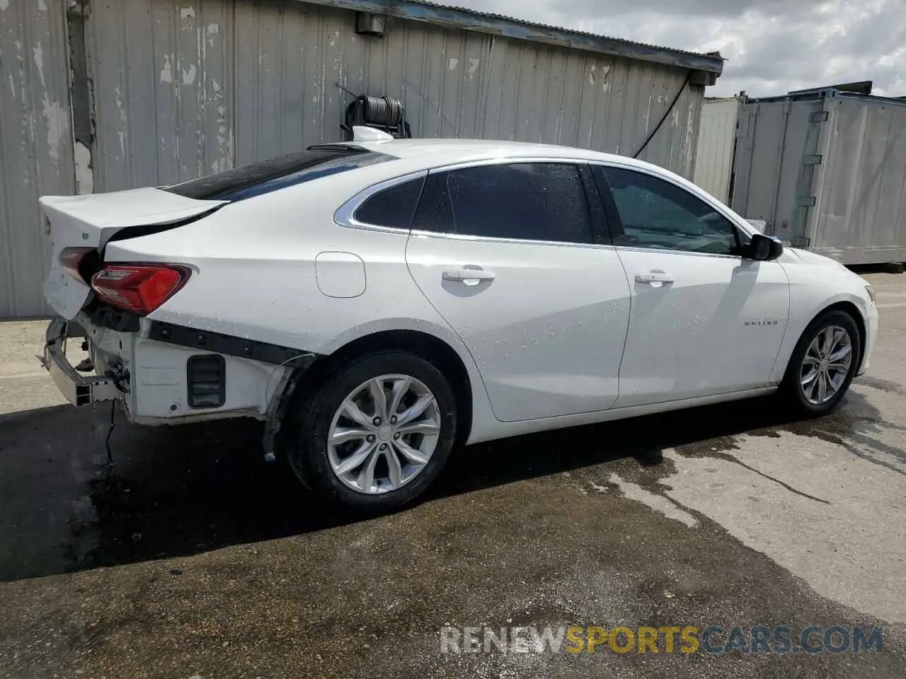 3 Photograph of a damaged car 1G1ZD5ST4LF069056 CHEVROLET MALIBU 2020