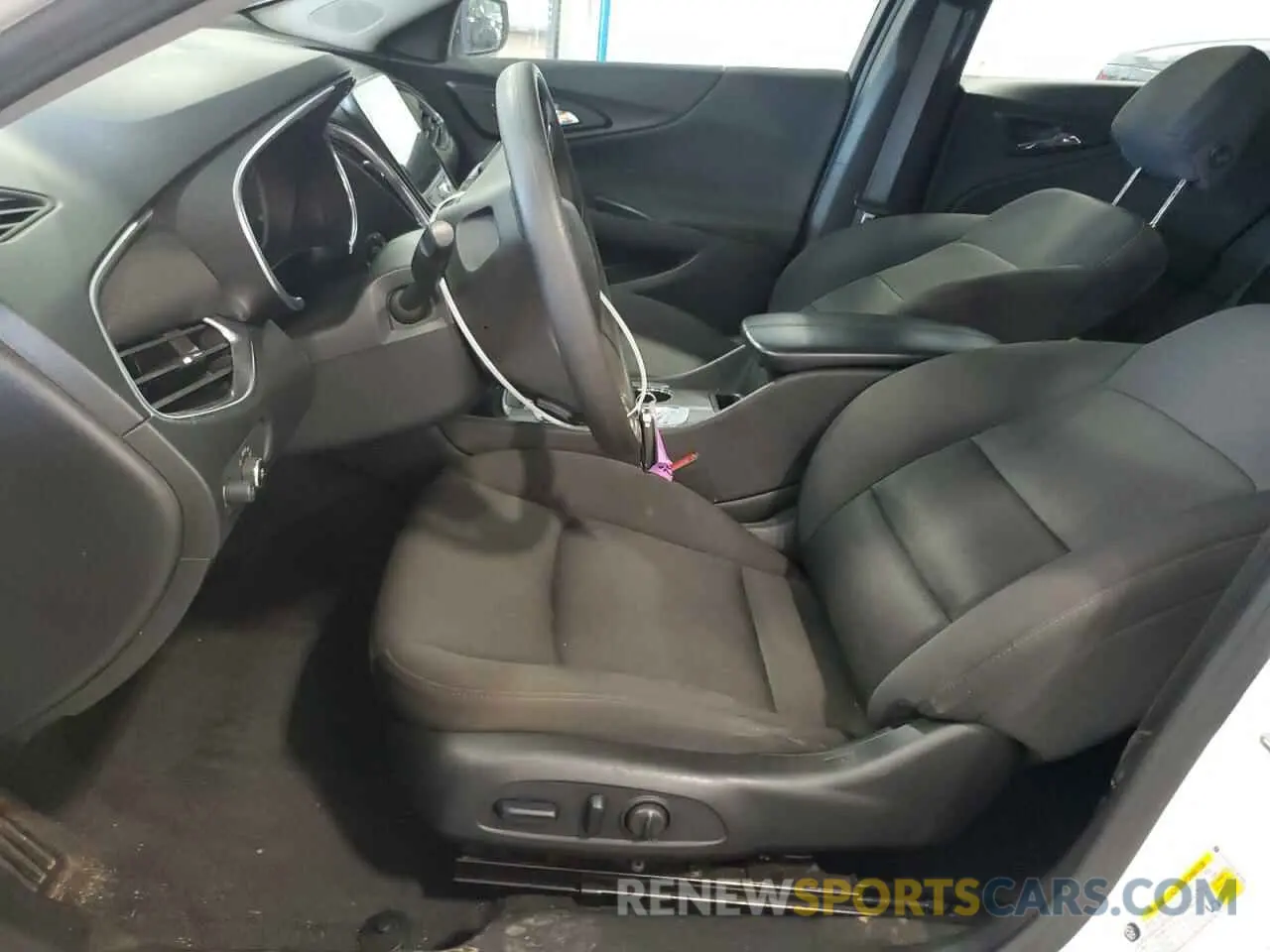 7 Photograph of a damaged car 1G1ZD5ST4LF087928 CHEVROLET MALIBU 2020