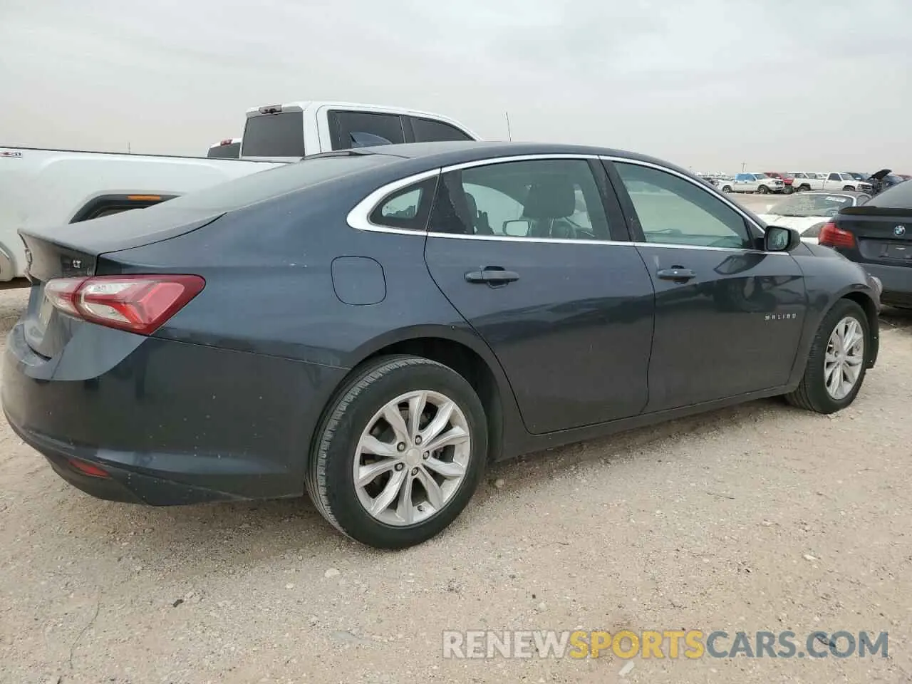 3 Photograph of a damaged car 1G1ZD5ST4LF090828 CHEVROLET MALIBU 2020
