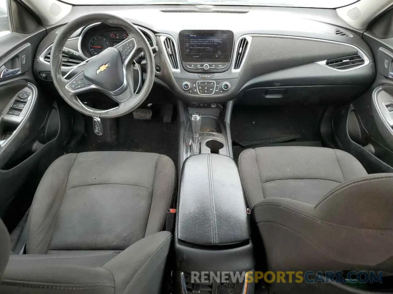 8 Photograph of a damaged car 1G1ZD5ST4LF090828 CHEVROLET MALIBU 2020