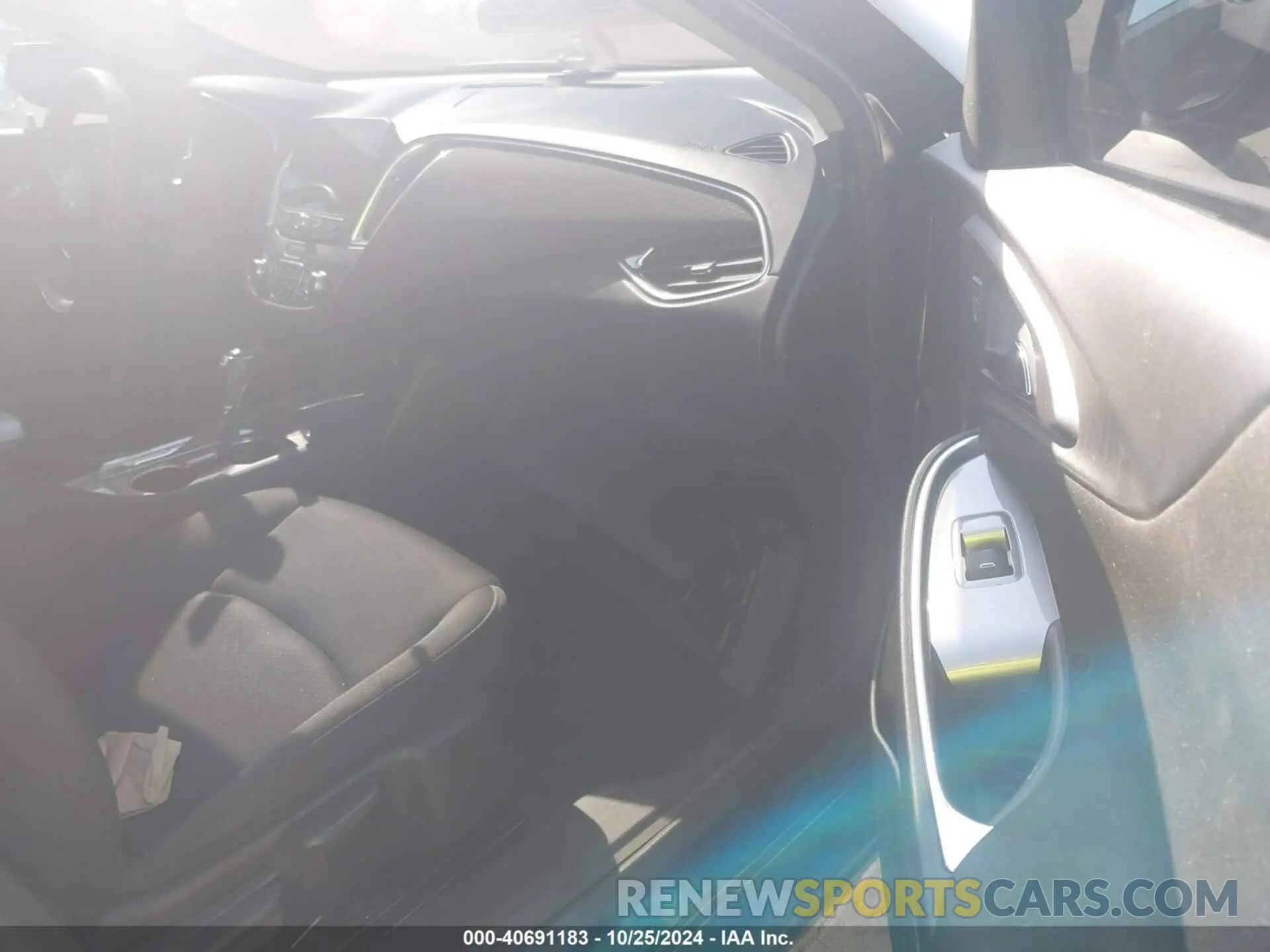 5 Photograph of a damaged car 1G1ZD5ST4LF094989 CHEVROLET MALIBU 2020