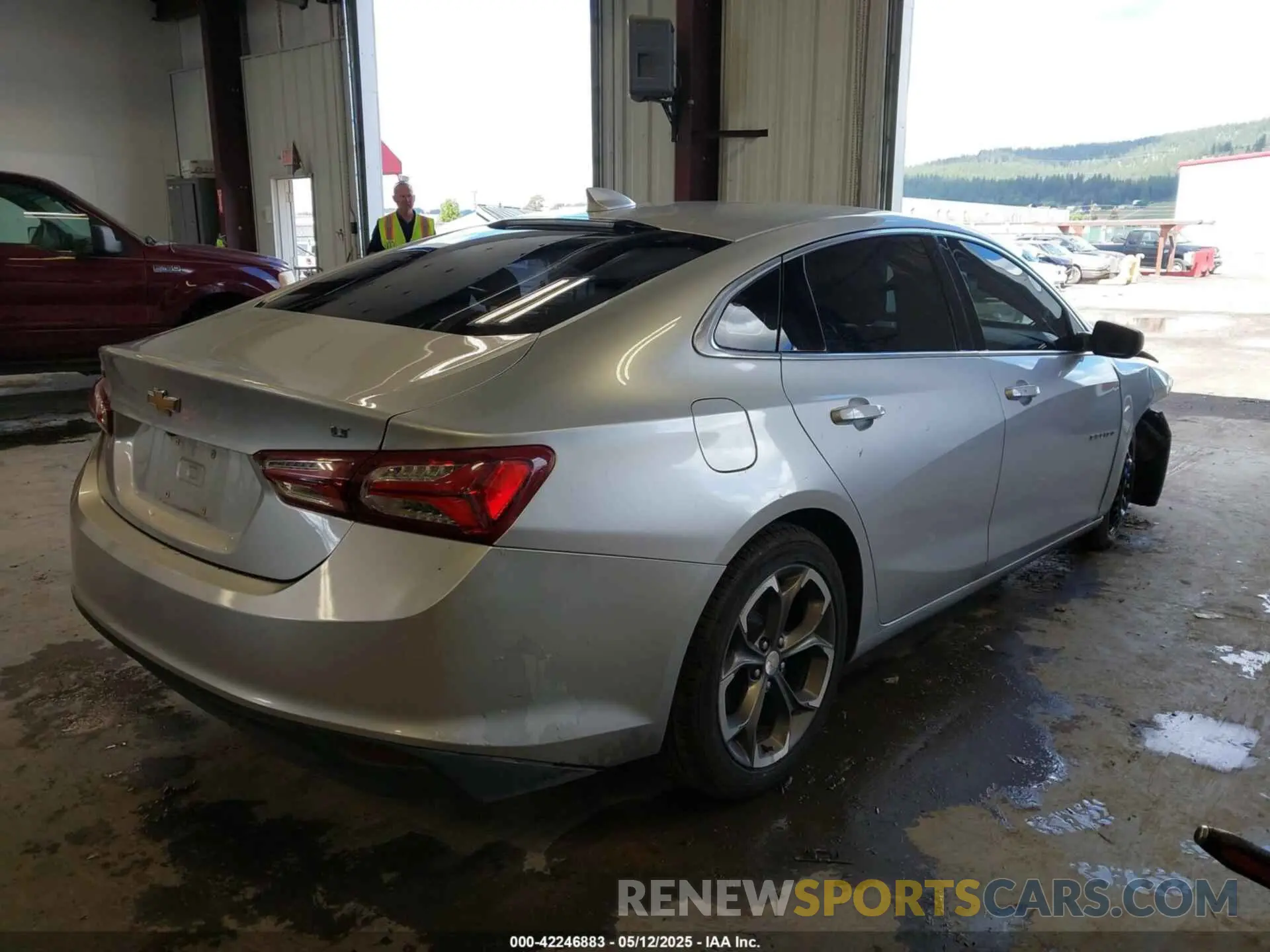 4 Photograph of a damaged car 1G1ZD5ST4LF101603 CHEVROLET MALIBU 2020