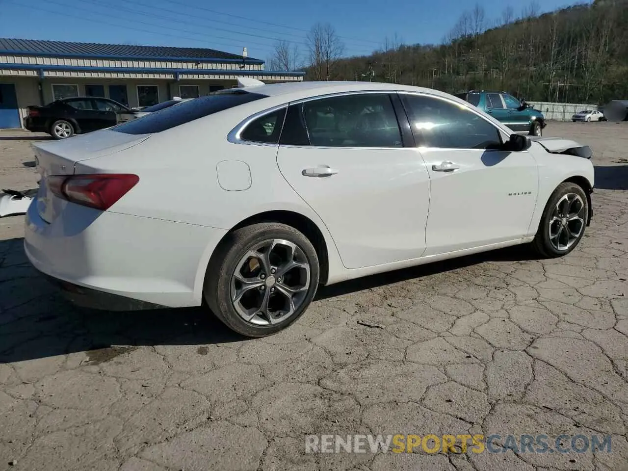 3 Photograph of a damaged car 1G1ZD5ST4LF103626 CHEVROLET MALIBU 2020