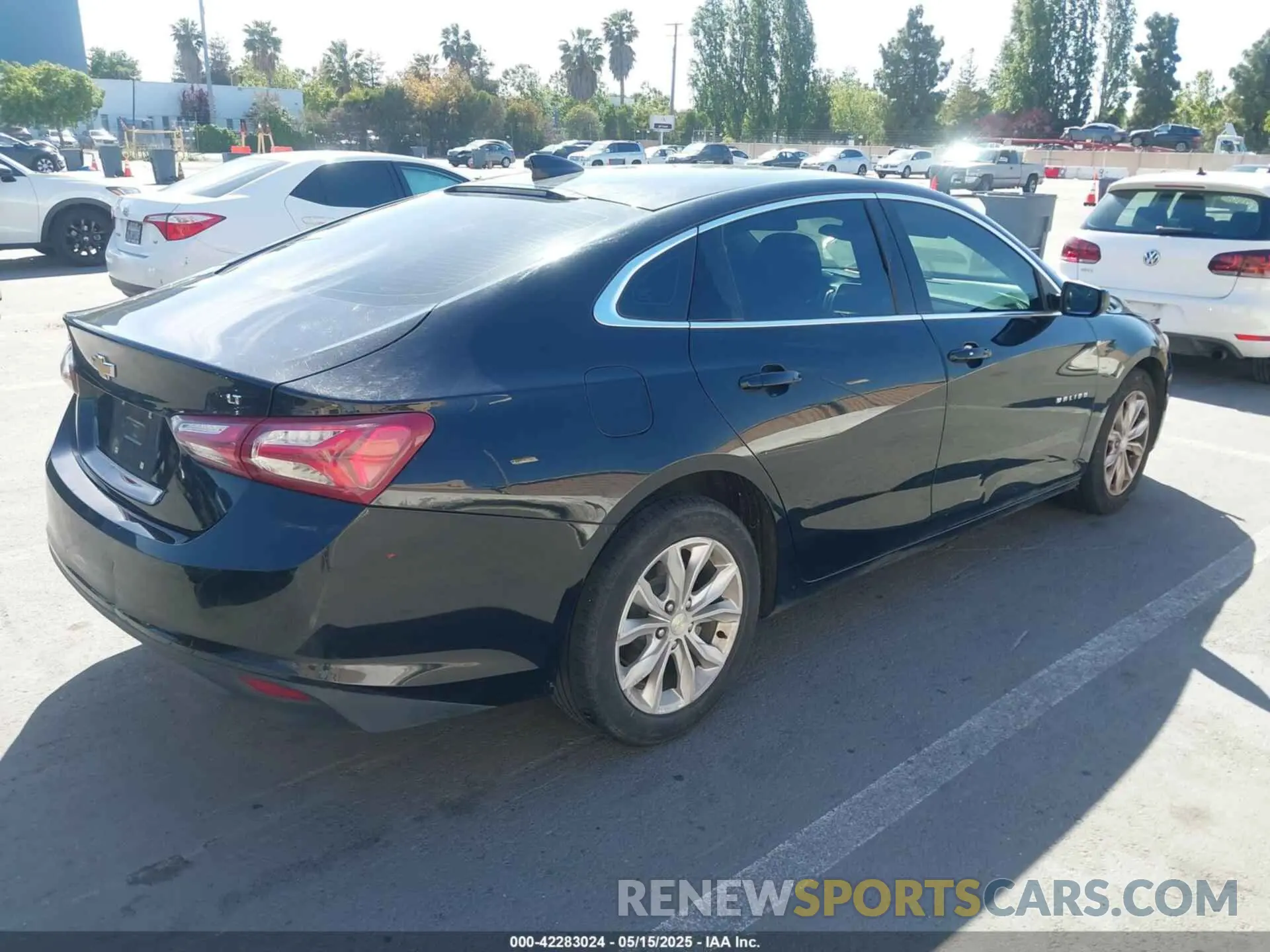 4 Photograph of a damaged car 1G1ZD5ST4LF103979 CHEVROLET MALIBU 2020