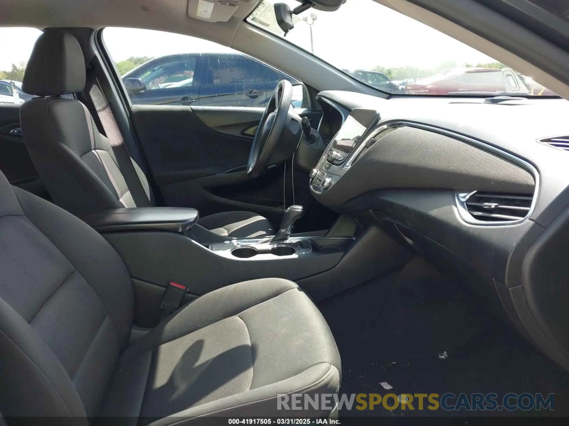 5 Photograph of a damaged car 1G1ZD5ST4LF106218 CHEVROLET MALIBU 2020