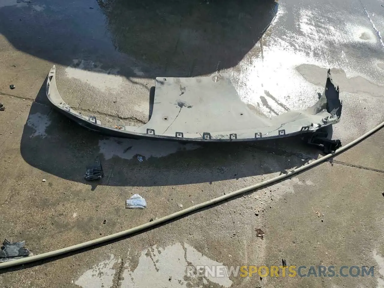 12 Photograph of a damaged car 1G1ZD5ST4LF132107 CHEVROLET MALIBU 2020
