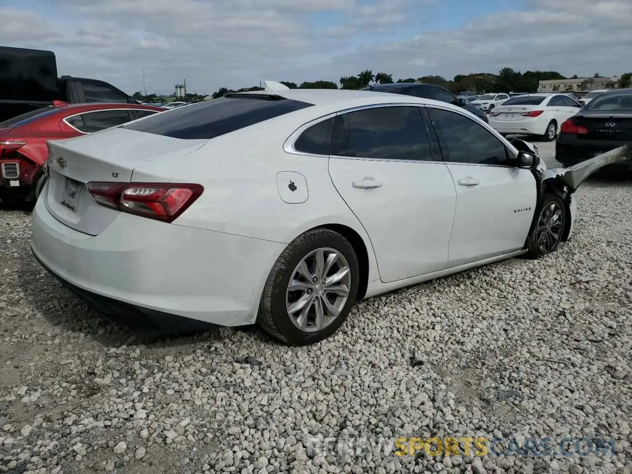 3 Photograph of a damaged car 1G1ZD5ST5LF002580 CHEVROLET MALIBU 2020