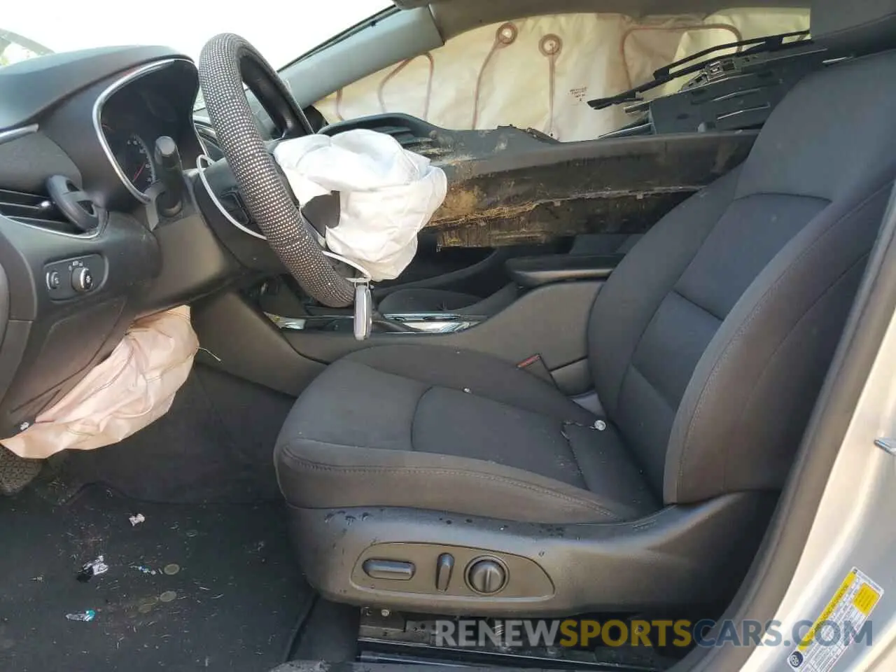 7 Photograph of a damaged car 1G1ZD5ST5LF009464 CHEVROLET MALIBU 2020