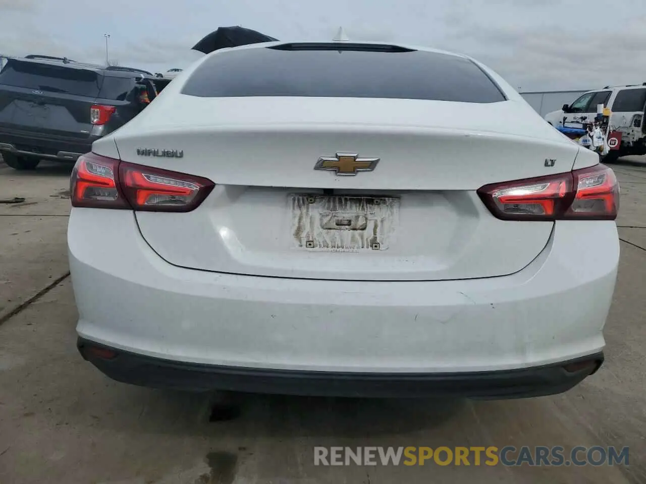 6 Photograph of a damaged car 1G1ZD5ST5LF025406 CHEVROLET MALIBU 2020