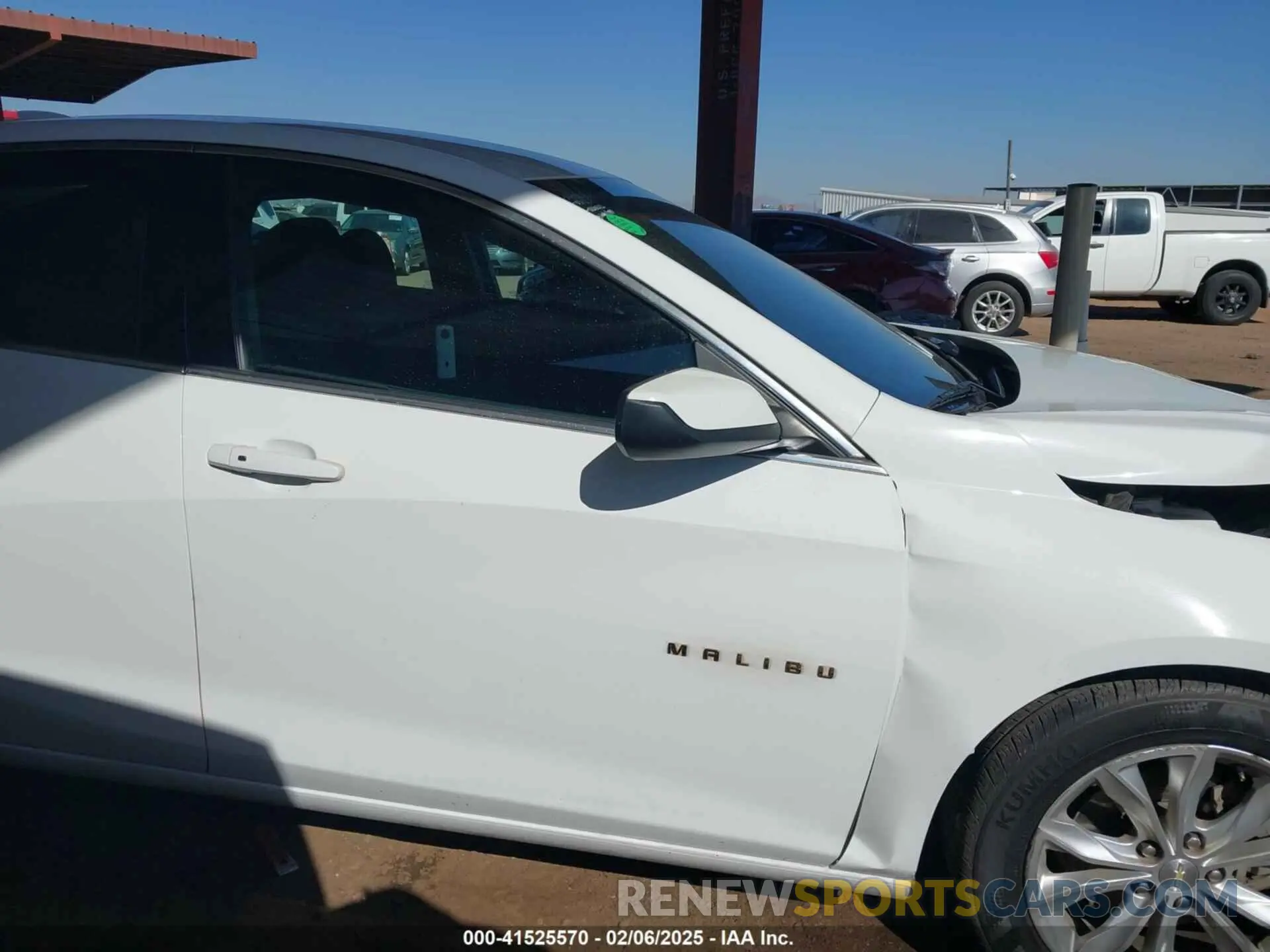 14 Photograph of a damaged car 1G1ZD5ST5LF031836 CHEVROLET MALIBU 2020