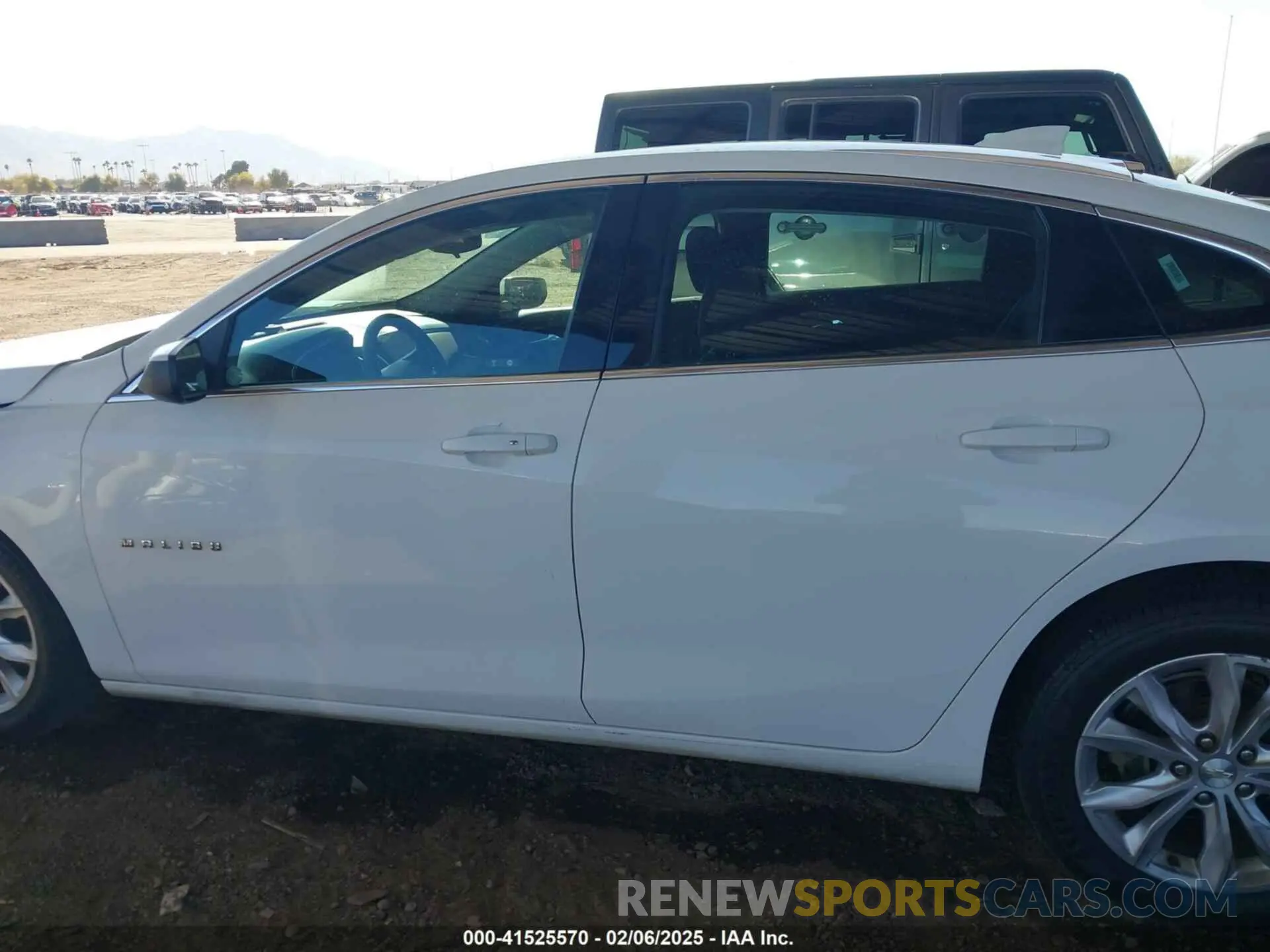 15 Photograph of a damaged car 1G1ZD5ST5LF031836 CHEVROLET MALIBU 2020