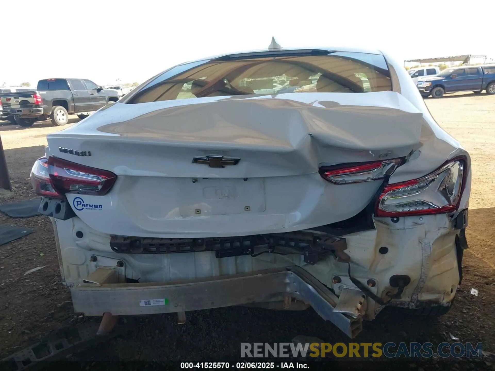 17 Photograph of a damaged car 1G1ZD5ST5LF031836 CHEVROLET MALIBU 2020