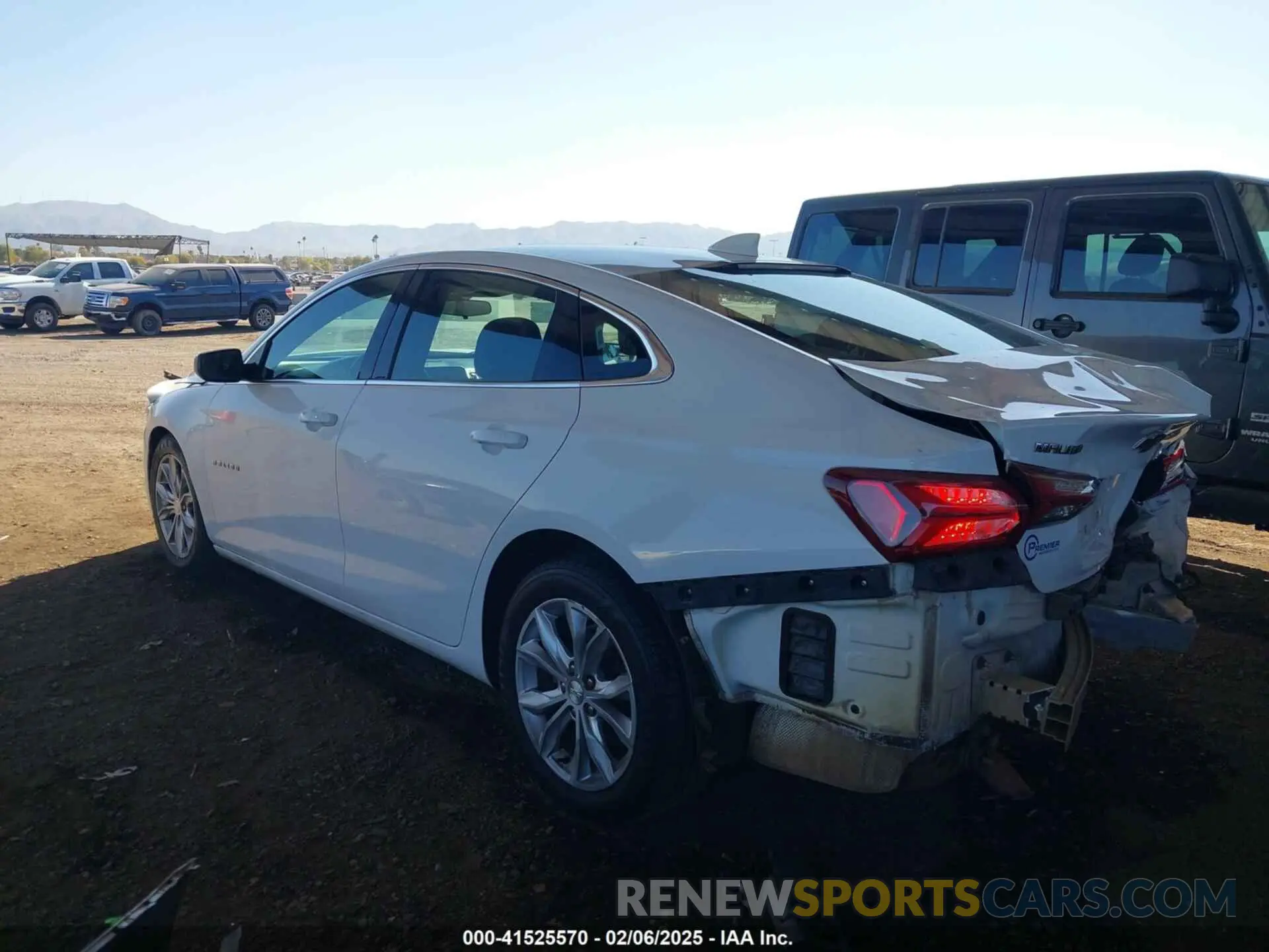3 Photograph of a damaged car 1G1ZD5ST5LF031836 CHEVROLET MALIBU 2020