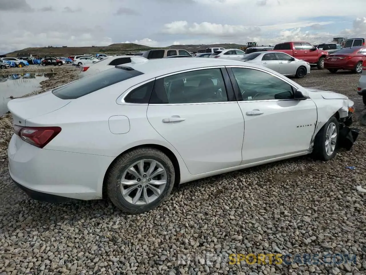 3 Photograph of a damaged car 1G1ZD5ST5LF037913 CHEVROLET MALIBU 2020