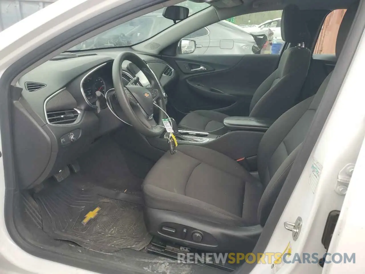 7 Photograph of a damaged car 1G1ZD5ST5LF039466 CHEVROLET MALIBU 2020
