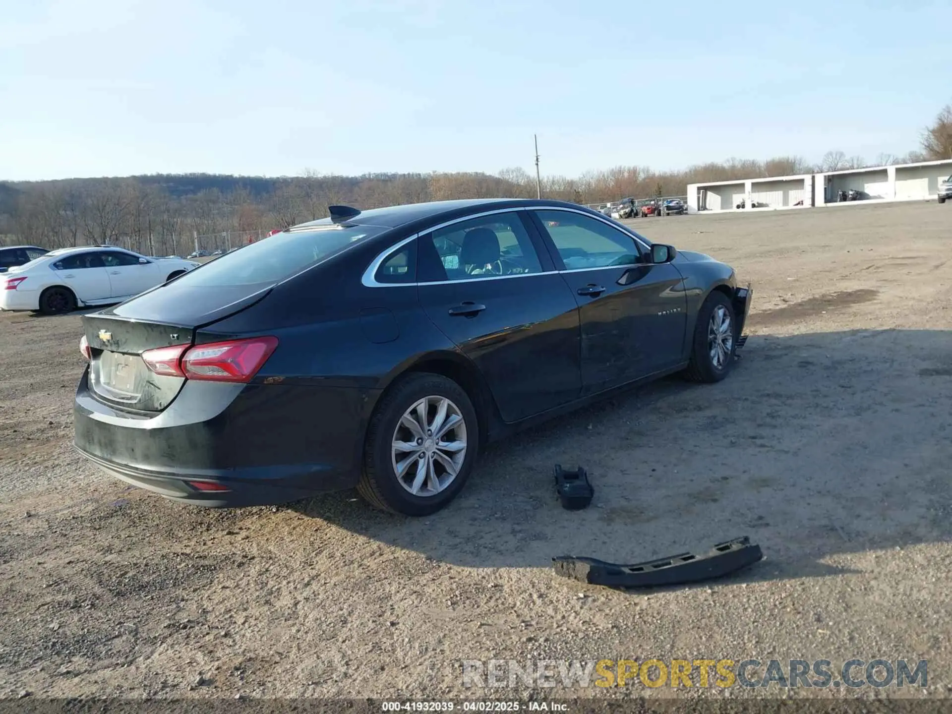 4 Photograph of a damaged car 1G1ZD5ST5LF051844 CHEVROLET MALIBU 2020