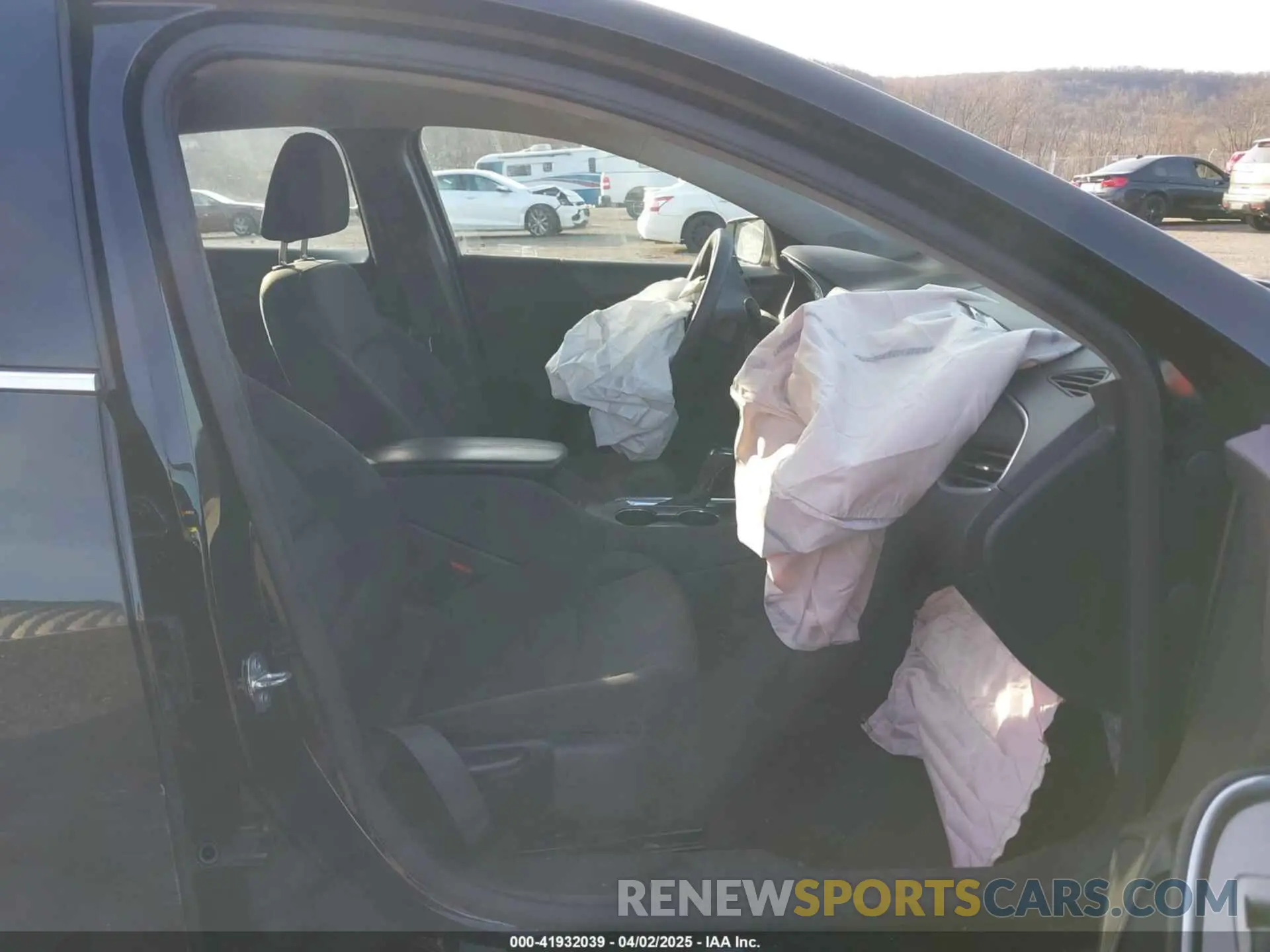 5 Photograph of a damaged car 1G1ZD5ST5LF051844 CHEVROLET MALIBU 2020