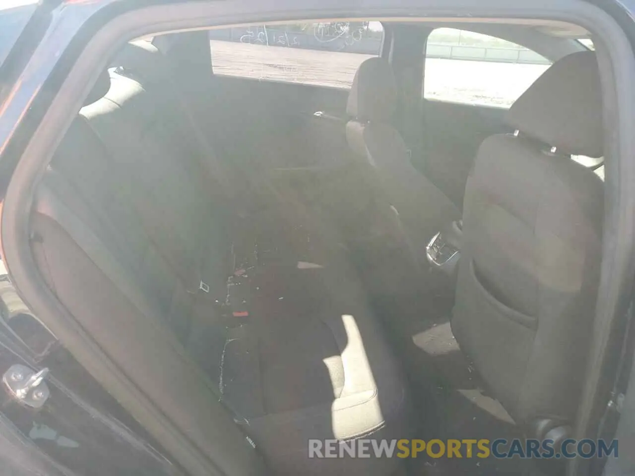 10 Photograph of a damaged car 1G1ZD5ST5LF052718 CHEVROLET MALIBU 2020