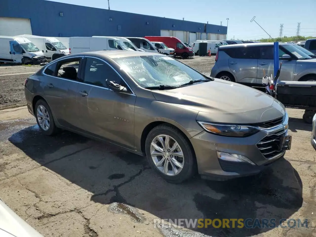 4 Photograph of a damaged car 1G1ZD5ST5LF053982 CHEVROLET MALIBU 2020