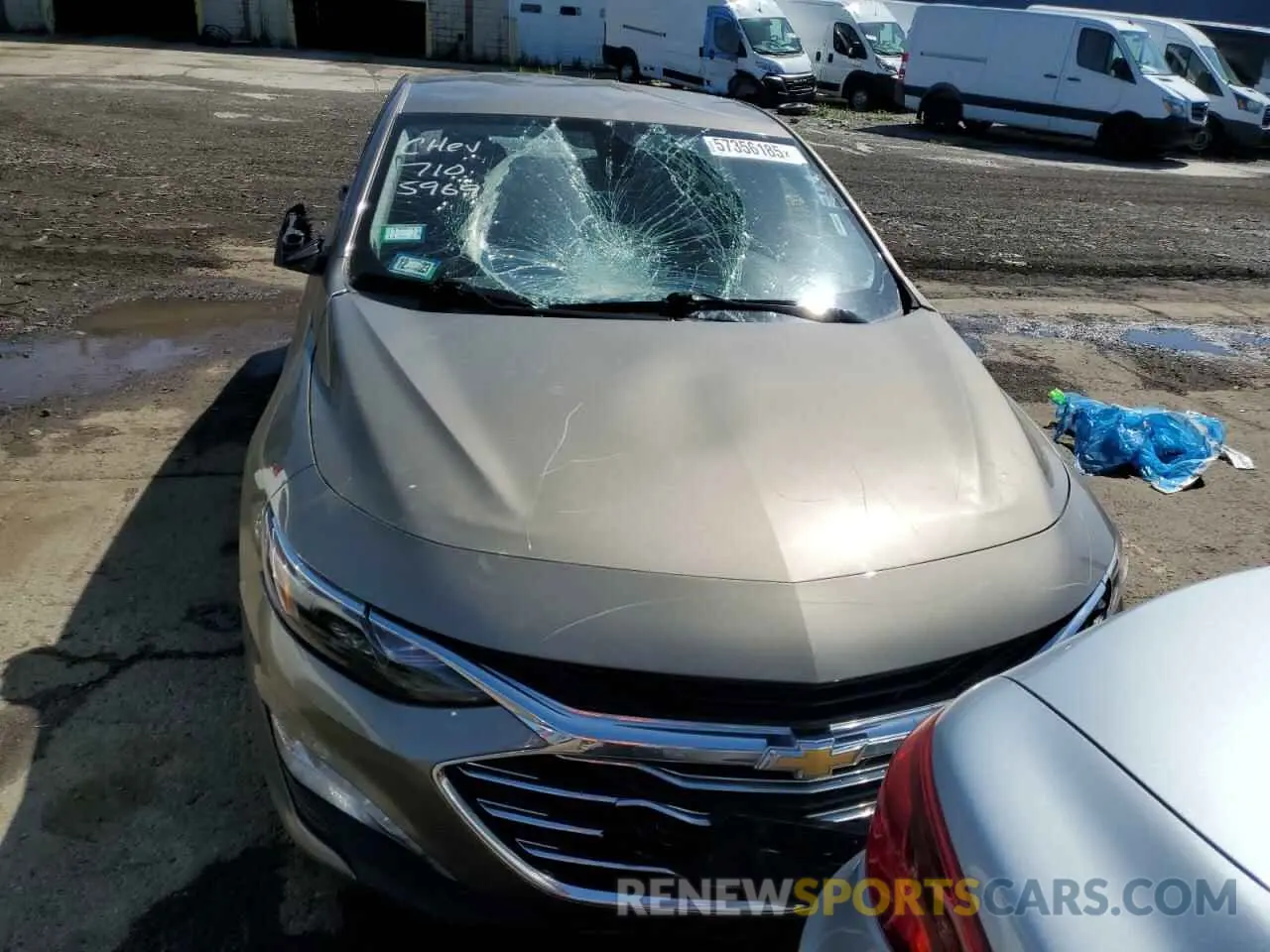 5 Photograph of a damaged car 1G1ZD5ST5LF053982 CHEVROLET MALIBU 2020