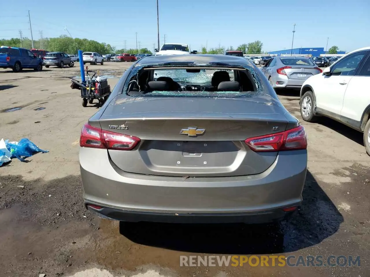 6 Photograph of a damaged car 1G1ZD5ST5LF053982 CHEVROLET MALIBU 2020