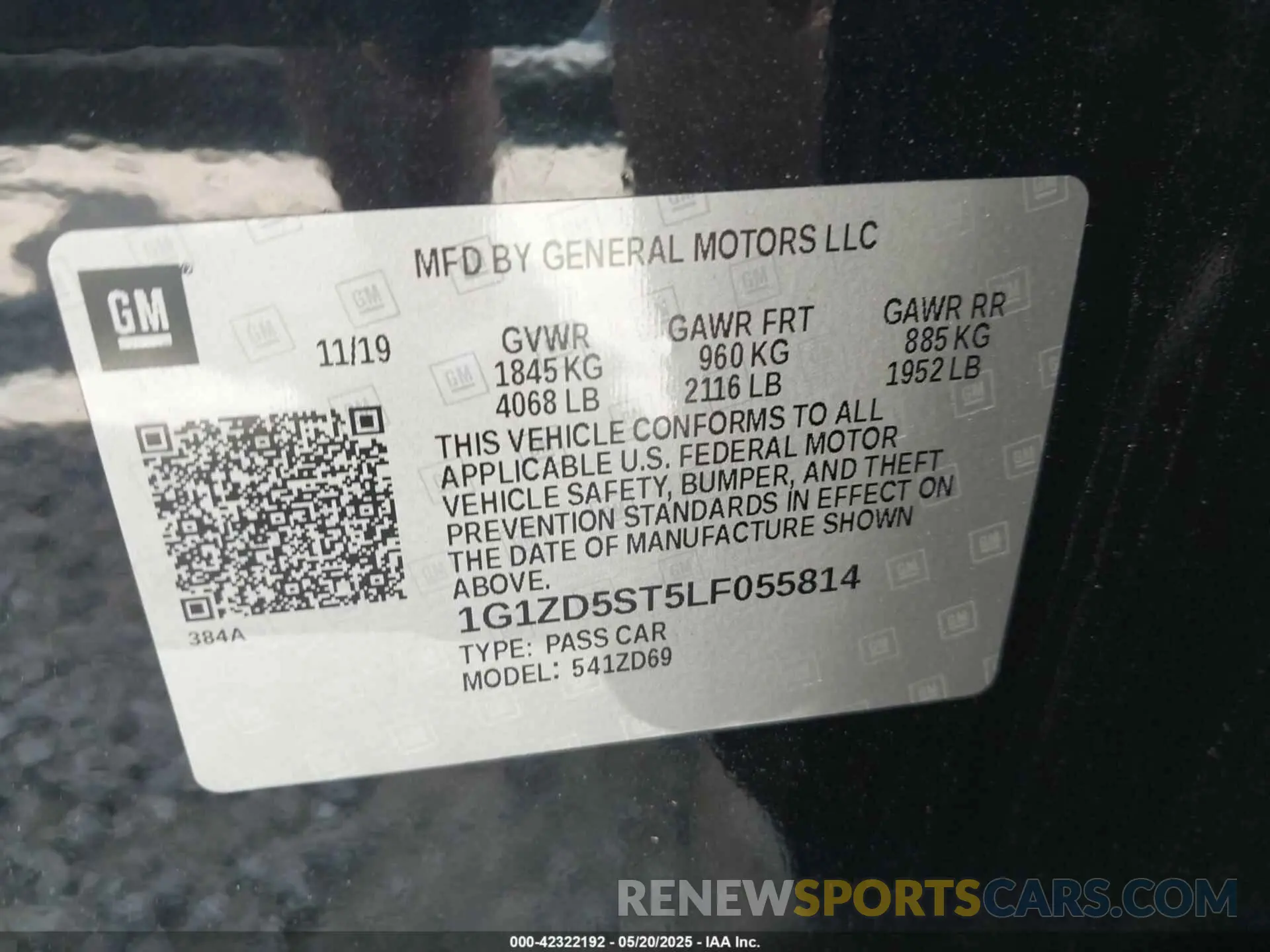 9 Photograph of a damaged car 1G1ZD5ST5LF055814 CHEVROLET MALIBU 2020
