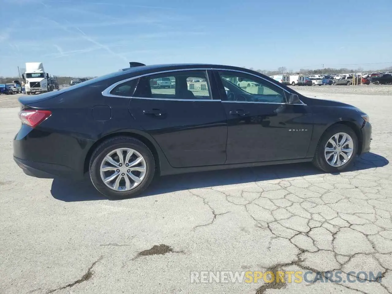 3 Photograph of a damaged car 1G1ZD5ST5LF061371 CHEVROLET MALIBU 2020